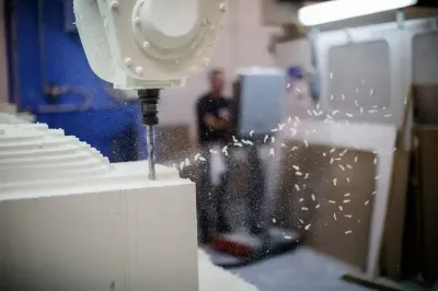 Comment choisir le bon partenaire de fraisage pour votre projet de maquette ou de prototype?